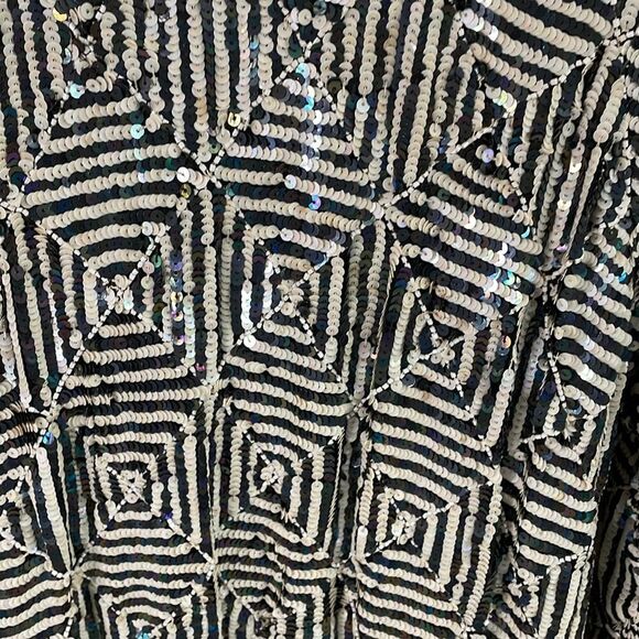 Ladies Black and White Fully Sequined 3/4 Sleeves, See Description - Picture 3 of 7